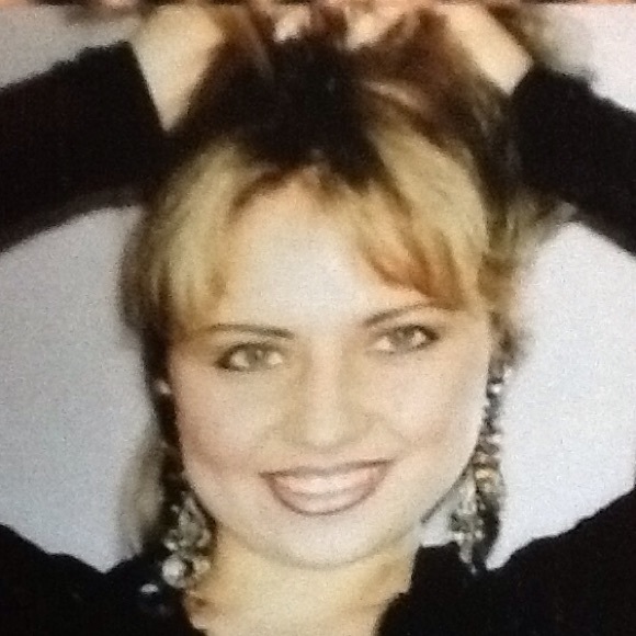 Meet your Posher, Buggy - Picture 2 of 2