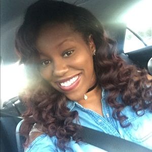 Meet your Posher, Crystal