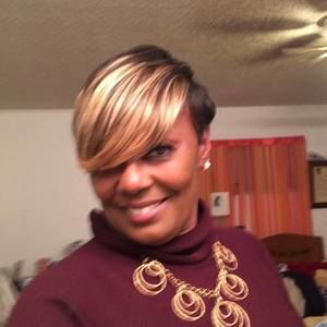 Meet your Posher, Lorraine