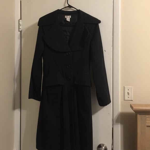Trench coat fitted