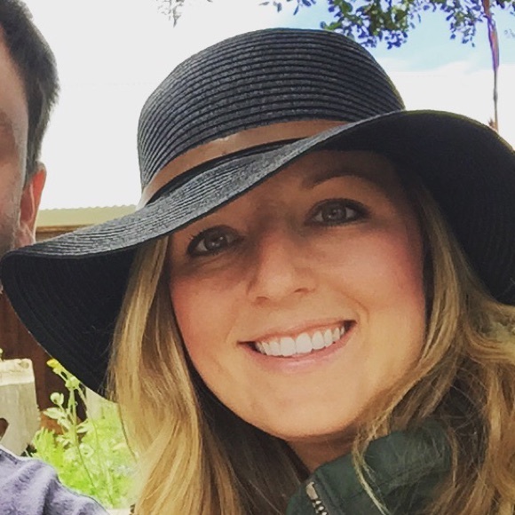 Meet your Posher, Stephanie