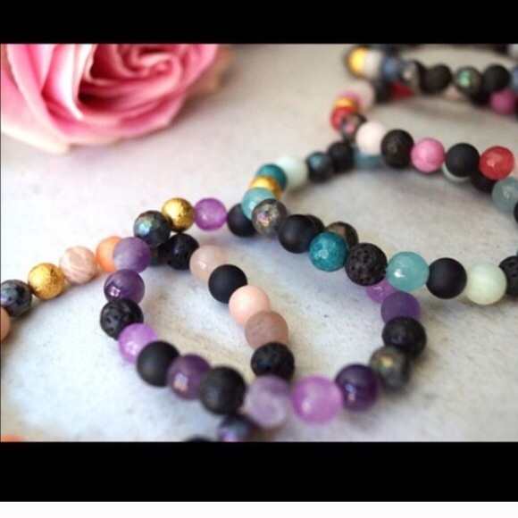 🛍Gift Idea! {Function&Fringe} gemstone bracelets - Picture 4 of 4