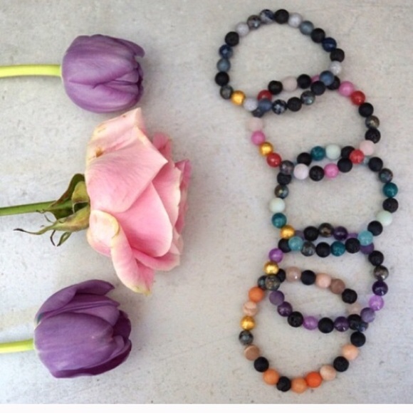 🛍Gift Idea! {Function&Fringe} gemstone bracelets - Picture 3 of 4