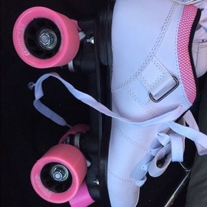 Bullet speed skates