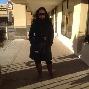 Meet your Posher, Miryam