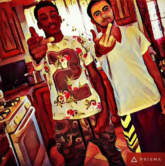 Meet your Posher, Carlton - Picture 1 of 1