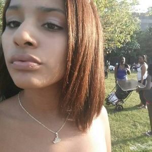 Meet your Posher, Marcela