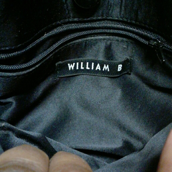 William  B - Picture 3 of 4