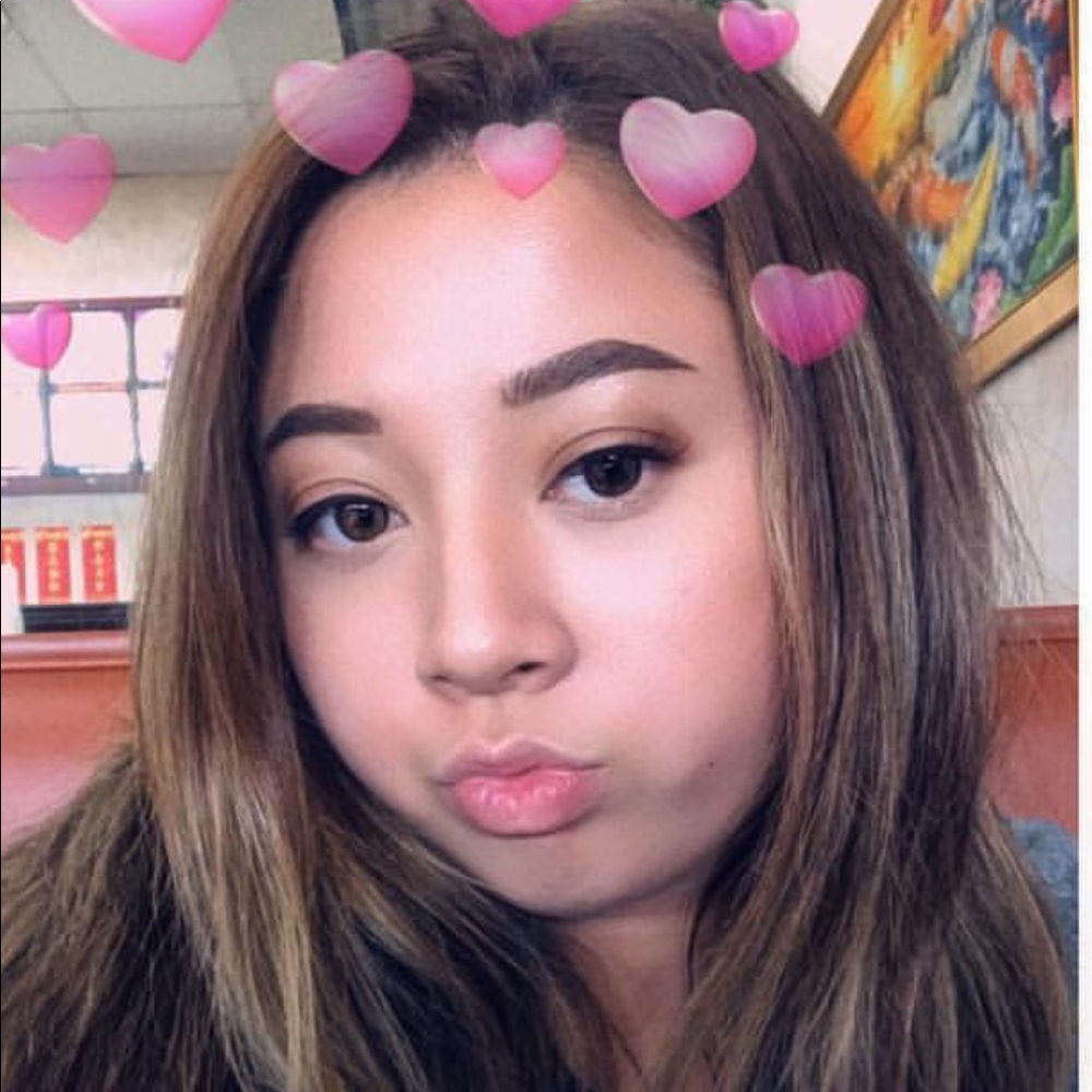 Meet your Posher, Brianna