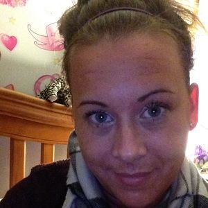 Meet your Posher, Jillian