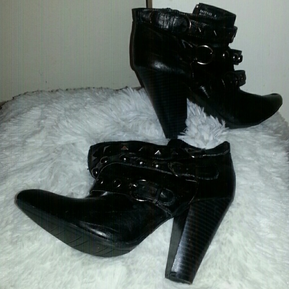 BAMBOO BRAND VEGAN LEATHER STUDDED BOOT-8