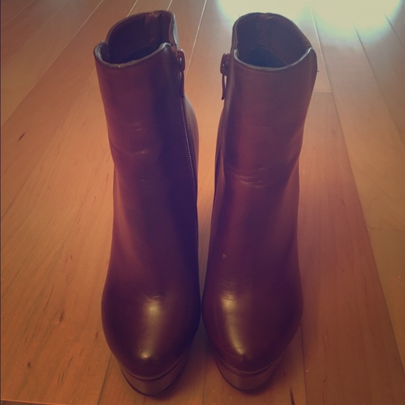 Charles David brown platform boots- never worn