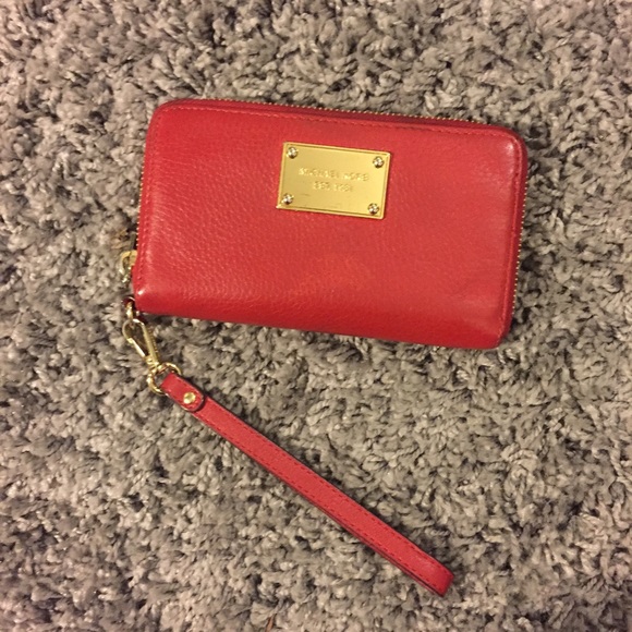 Michael Kors wallet
