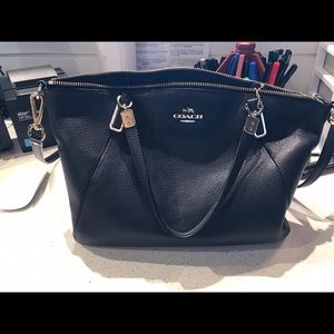 Coach small navy blue Kelsey