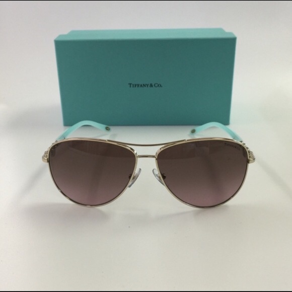 Tiffany & Co. Accessories - Tiffany & Co. Aviators!