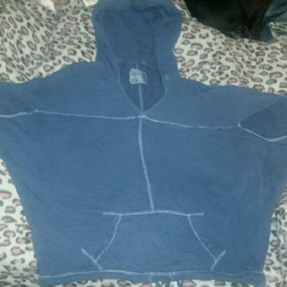American Eagle Bat Wing Top