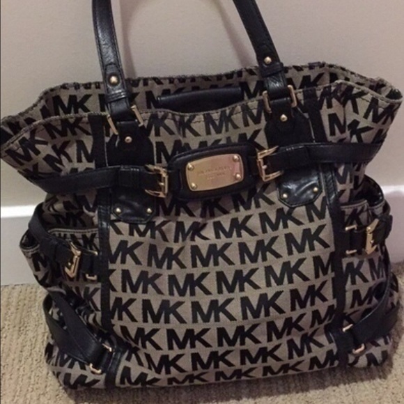 Michael Kors tote