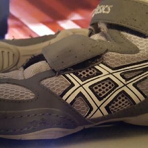 Kids wrestling shoes