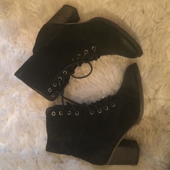 Steve Madden genuine leather lace up booties