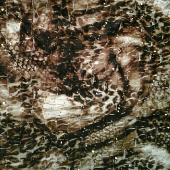 Shirt - Picture 3 of 3