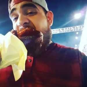 Meet your Posher, Luis