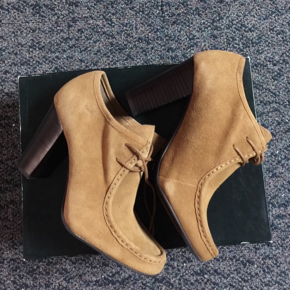 Brand new with box Ralph Lauren Shoes - Picture 2 of 4