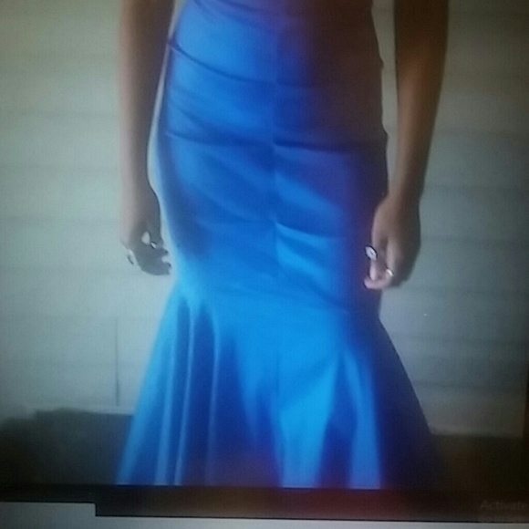 Royal-Blue form-fitting After 5 Evening Gown - Picture 3 of 4