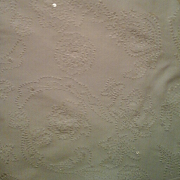 Shirt - Picture 2 of 2