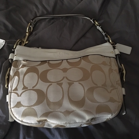 BNWT - Coach HOBO.  Cream, Gold.