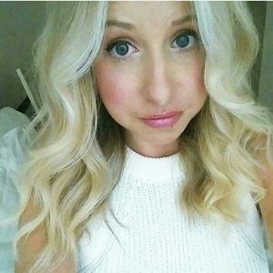 Meet your Posher, Lacey