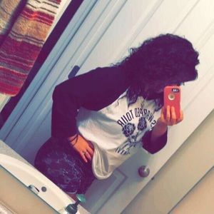 Meet your Posher, Elyse