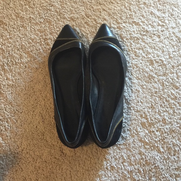 Banana republic pointed toe flats