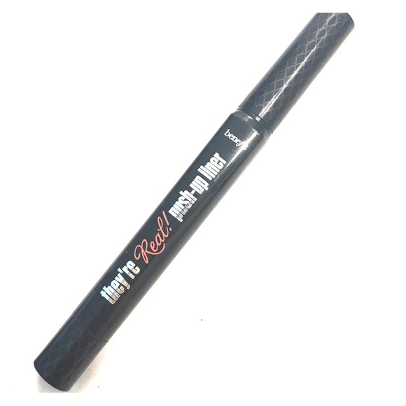 Benefit's They're real Push up Liner
