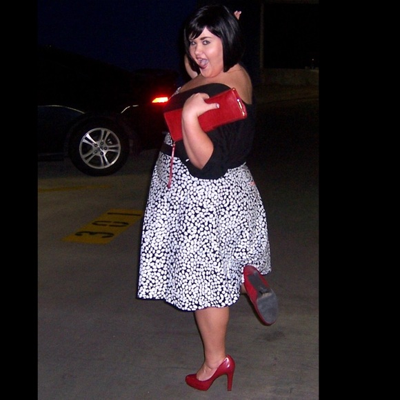 Meet your Posher, Jennifer - Picture 6 of 8