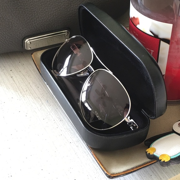 Coach Accessories - SOLD! Coach || Hang Tag || Aviators [silver/black]