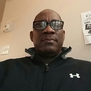 Meet your Posher, Emmanuel