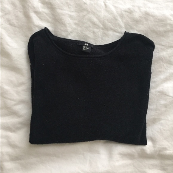 Black crop sweater with dolman sleeves