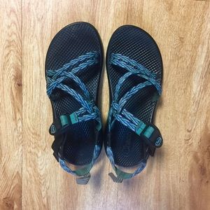 Chacos in "Dagger" color: KIDS 5/WMNS 7*ON HOLD*