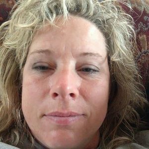 Meet your Posher, Staci