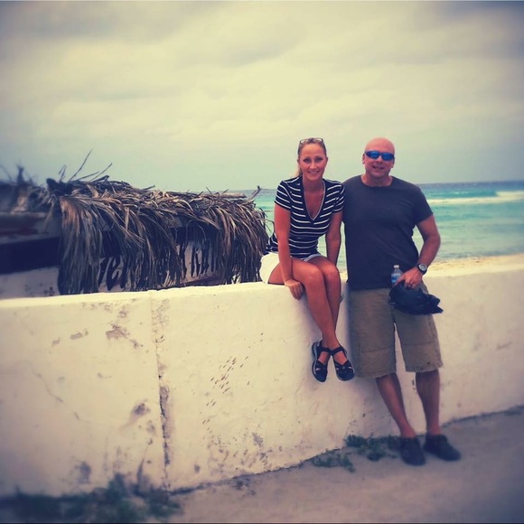 Meet your Posher, Tara - Picture 3 of 4