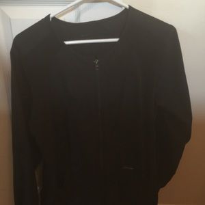 Black zip up scrub top