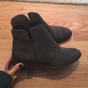 Brand new splendid booties, size 10