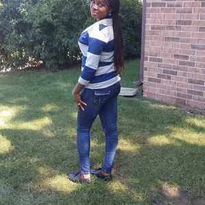 Meet your Posher, Lily