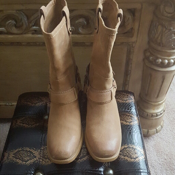 Jessica Simpson Cowgirl Boot