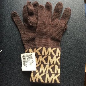 ❌SOLD❌ Michael Kors Gloves