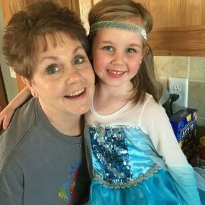 Meet your Posher, Janet