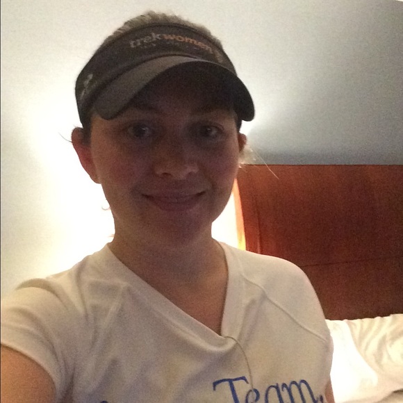 Meet your Posher, Kalla - Picture 1 of 1