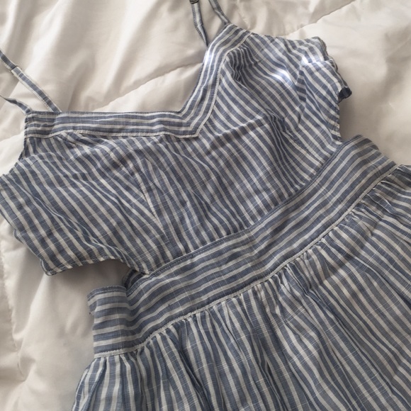 Abercrombie & Fitch Dresses & Skirts - Abercrombie & Fitch blue stripe side cutout dress