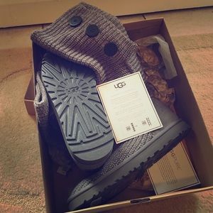 UGG Women's Classic Cardy Boots - Size 10