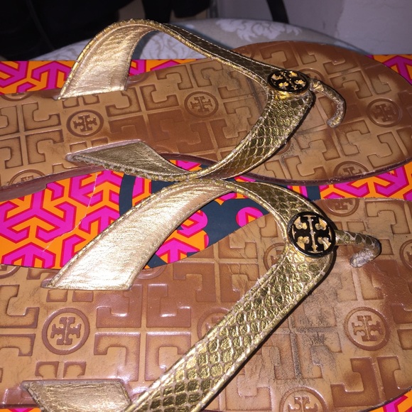 Tory Burch leather flip-flops sandals - Picture 2 of 4